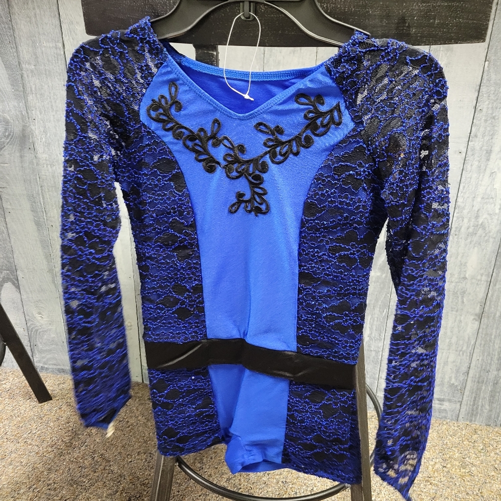 Dance costume